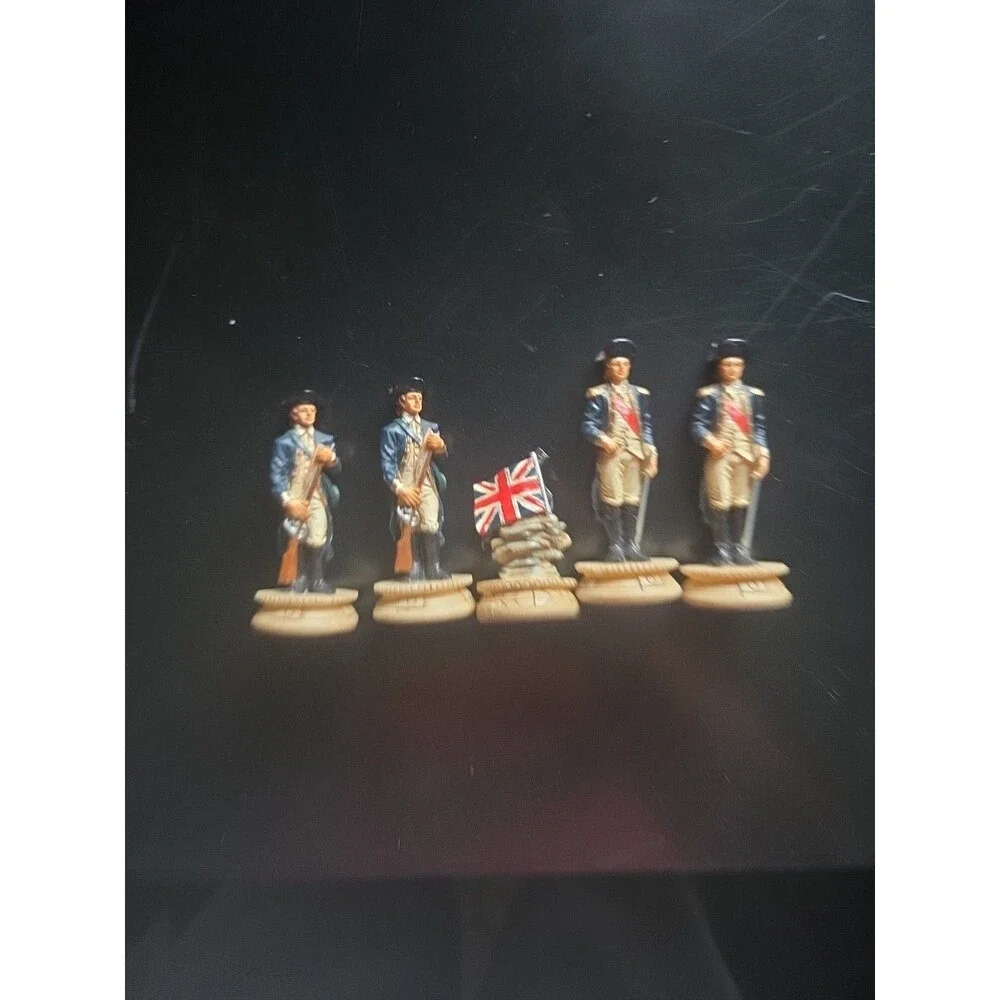 The Chessman British REPLACEMENT Chess Pieces Lot Of 5